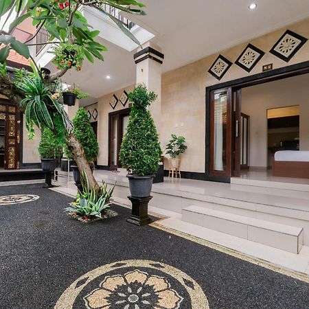 Puri Kasih Home Stay Санур Экстерьер фото