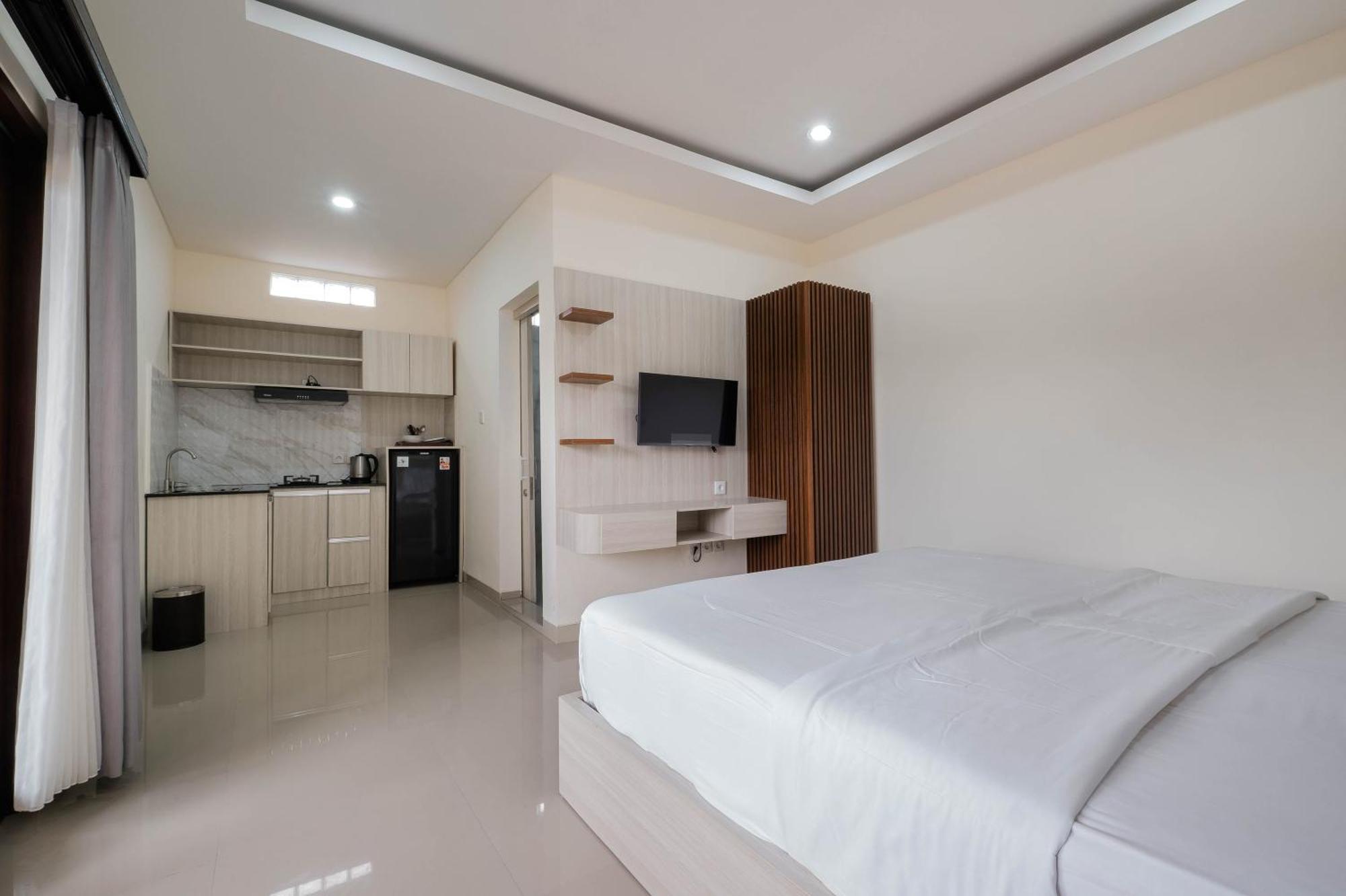 Puri Kasih Home Stay Санур Экстерьер фото