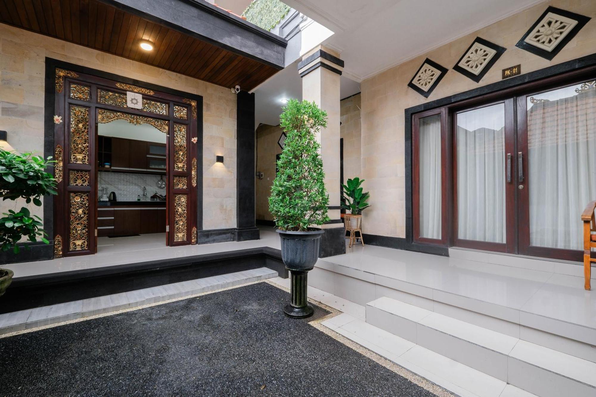 Puri Kasih Home Stay Санур Экстерьер фото
